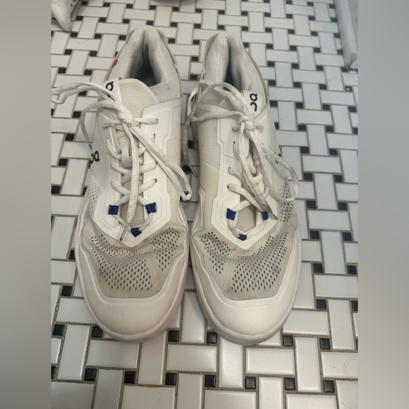 On Running White and Gray Sneakers - Picture 1 of 5